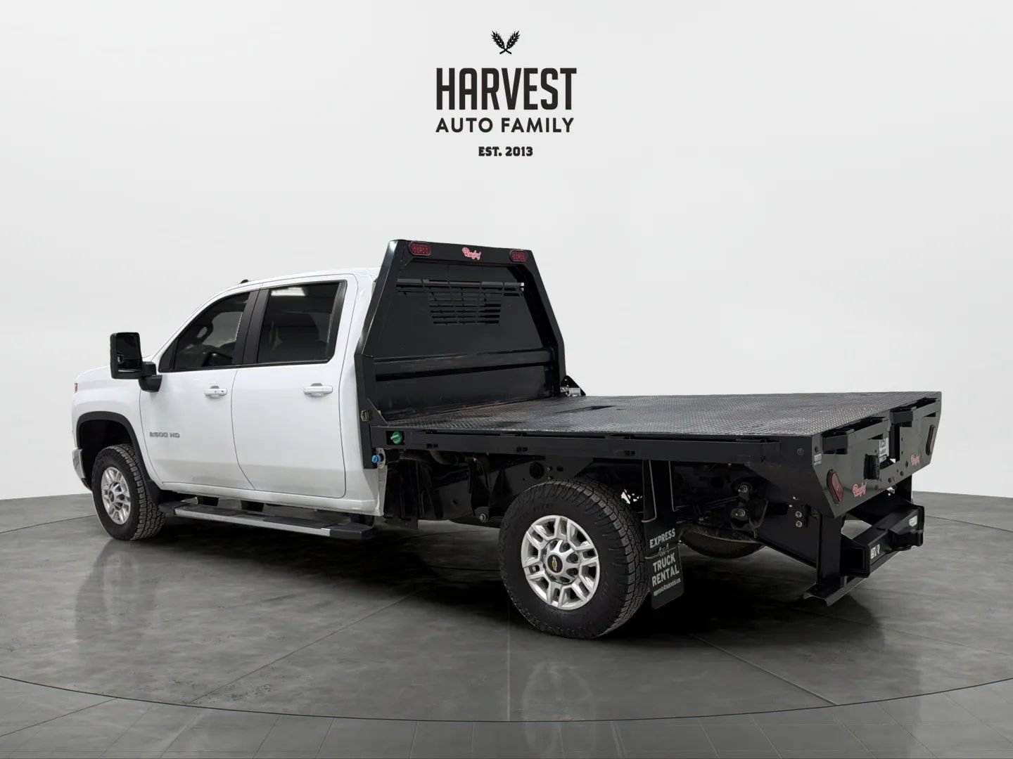 Used 2024 Chevrolet Silverado 2500 LT w/ Convenience Package AWD/4WD image 4