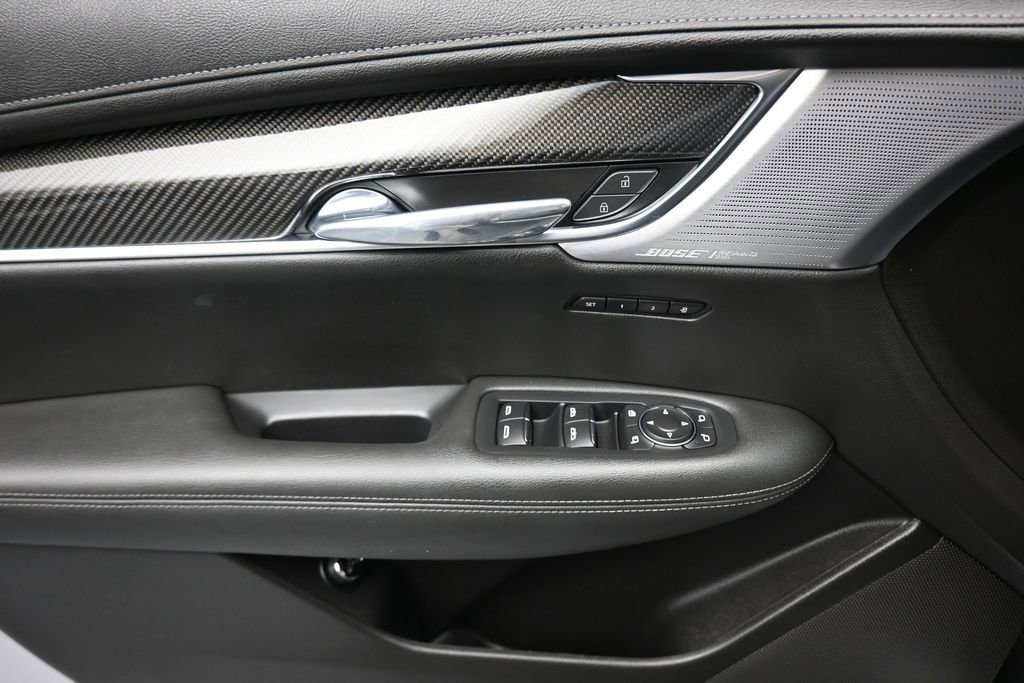 Used 2023 Cadillac XT6 Sport AWD/4WD image 10