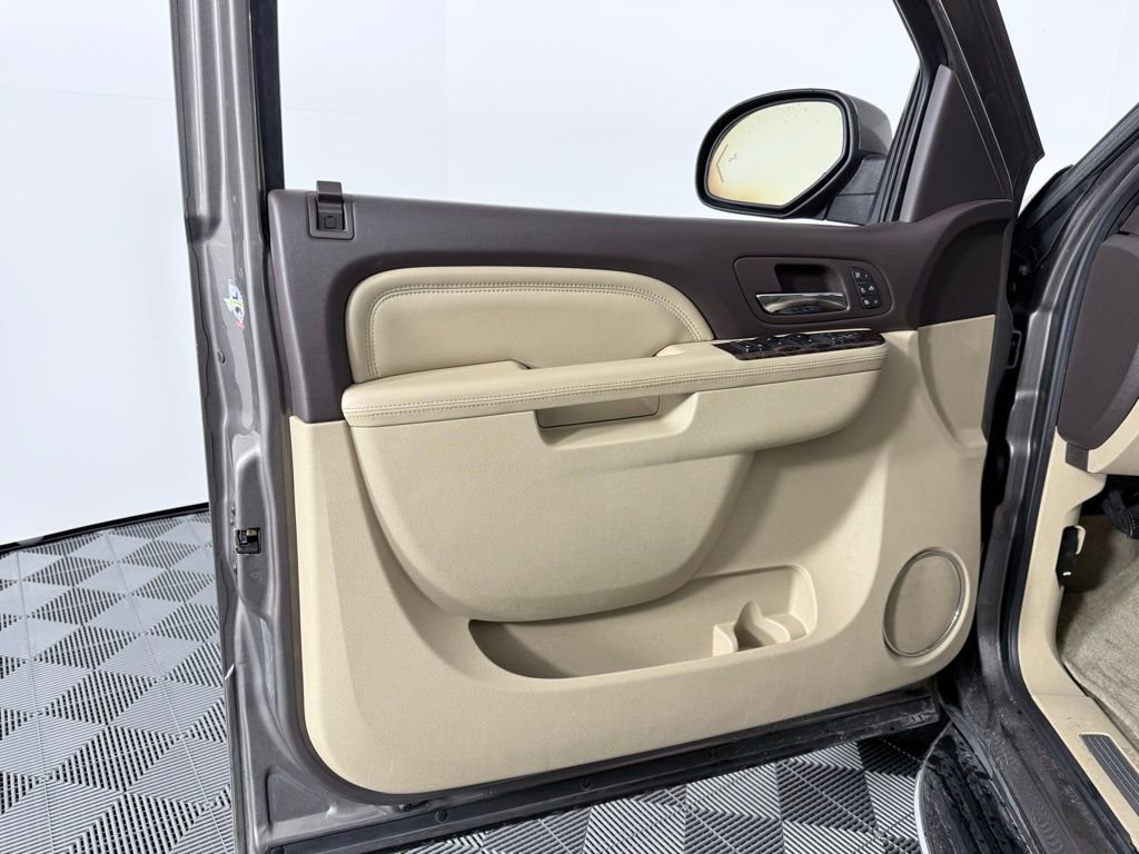 Used 2013 GMC Yukon XL Denali image 9