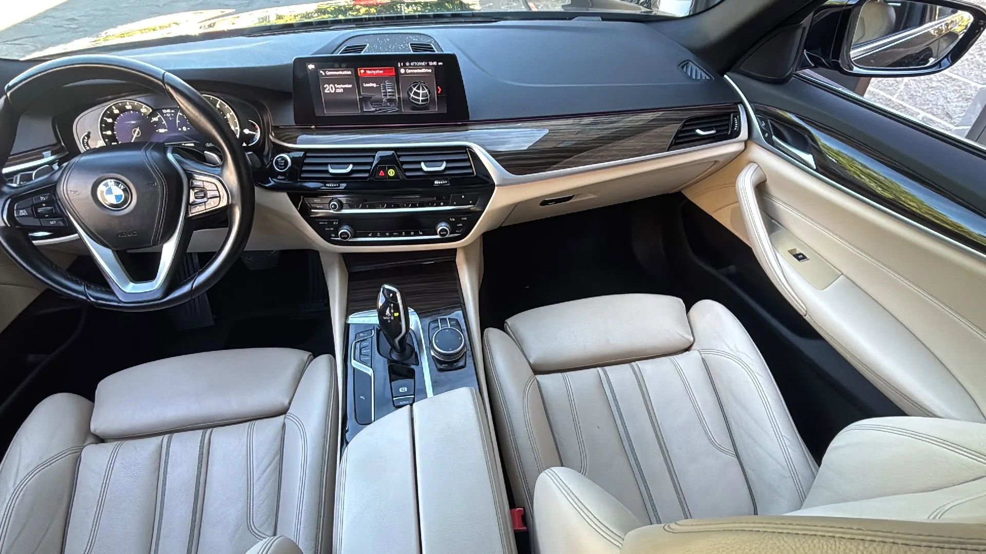 Used 2019 BMW 530i xDrive w/ Convenience Package image 26