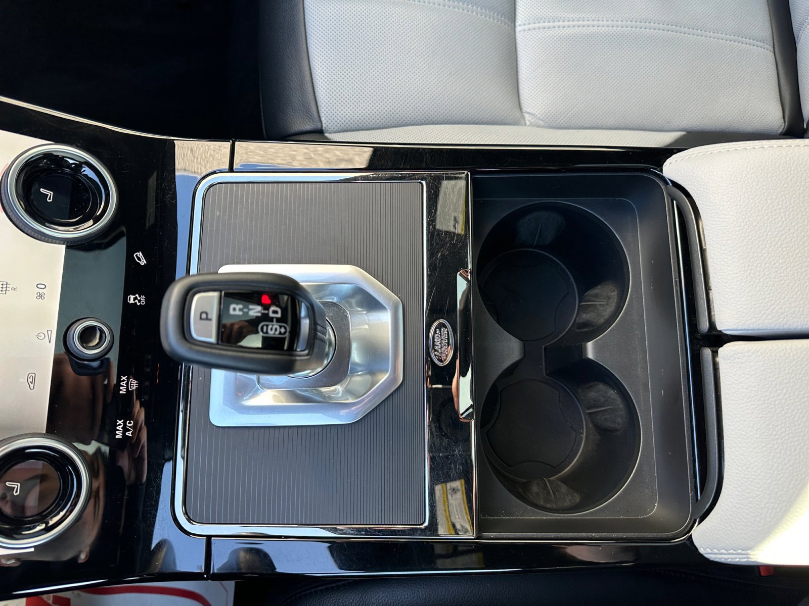 Used 2023 Land Rover Range Rover Evoque R-Dynamic S image 24