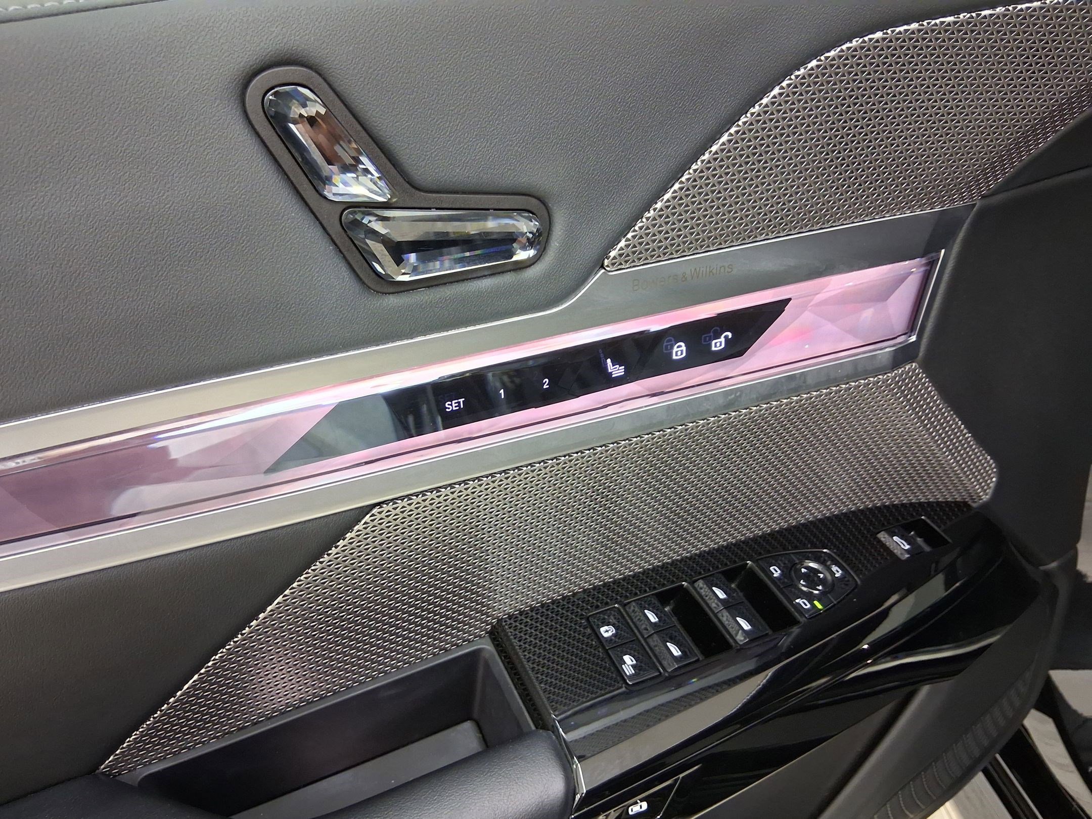 Certified 2024 BMW 760i xDrive image 12