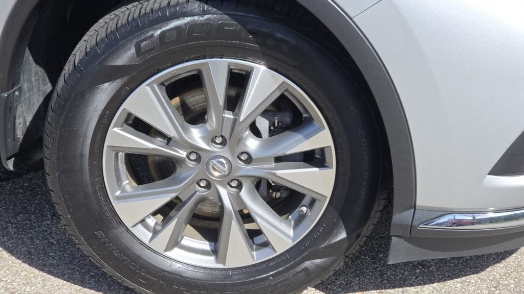 Used 2018 Nissan Murano SL w/ Moonroof Package image 20