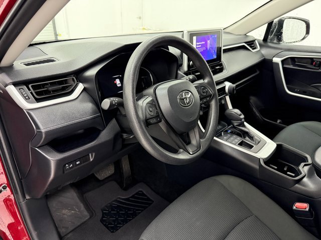 Used 2025 Toyota RAV4 LE image 8