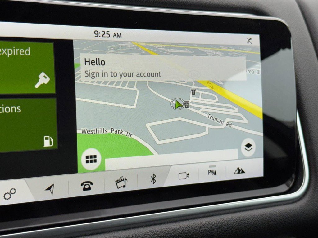 Used 2020 Land Rover Range Rover Sport SE image 20