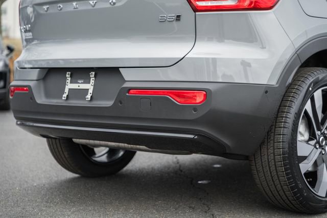 New 2026 Volvo XC40 B5 Ultra w/ Protection Package Premier image 9