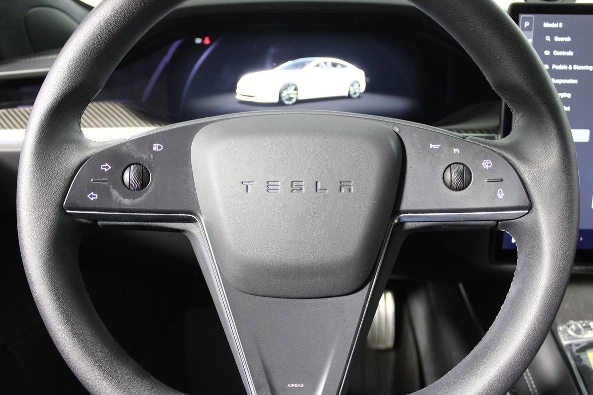 Used 2022 Tesla Model S Plaid AWD/4WD image 13