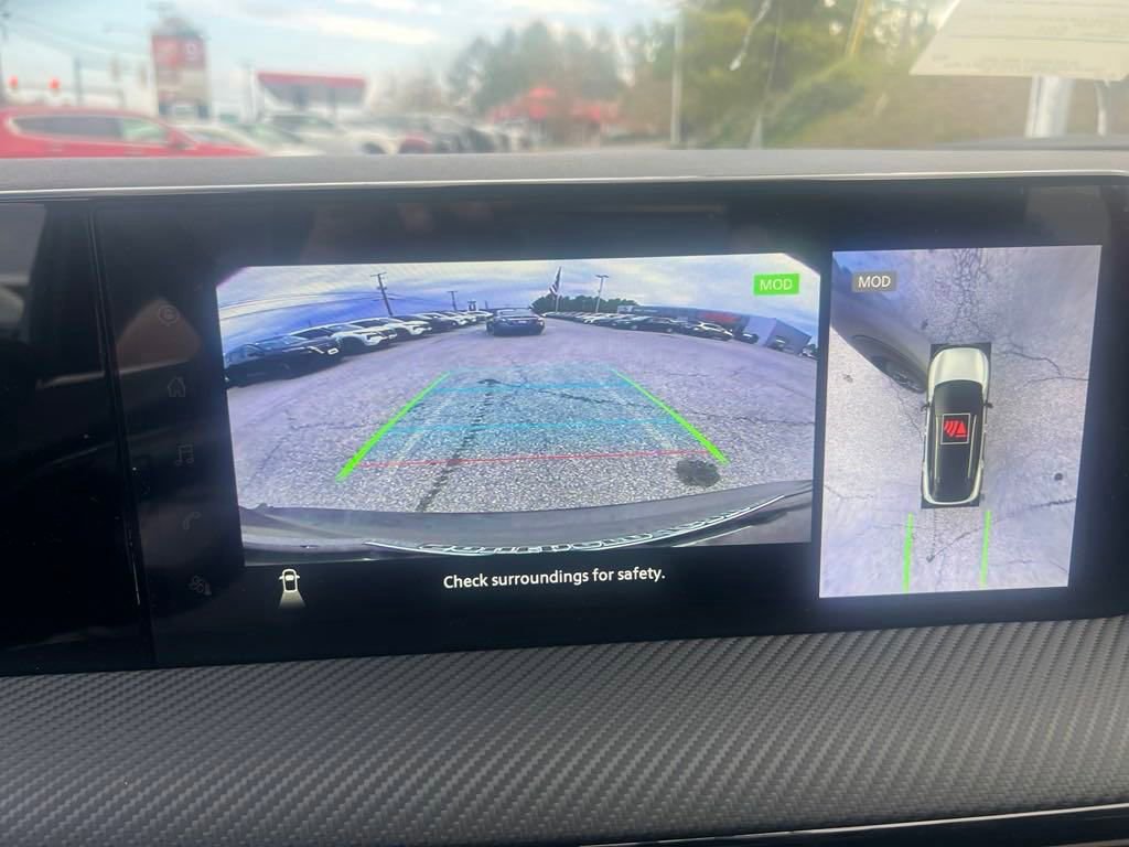 Used 2025 Nissan Kicks SR image 21