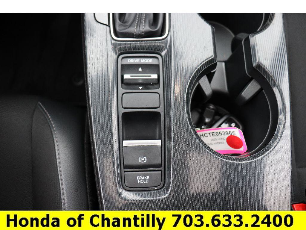 Certified 2025 Honda Civic Sport image 17