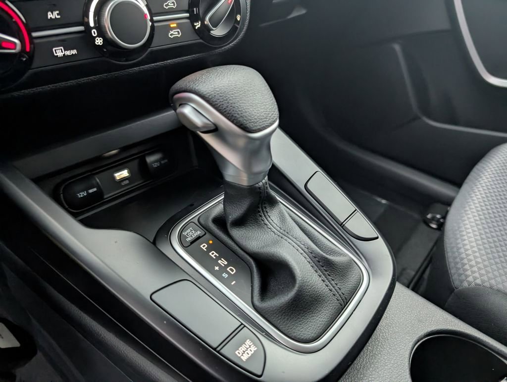 New 2025 Kia Soul LX image 22