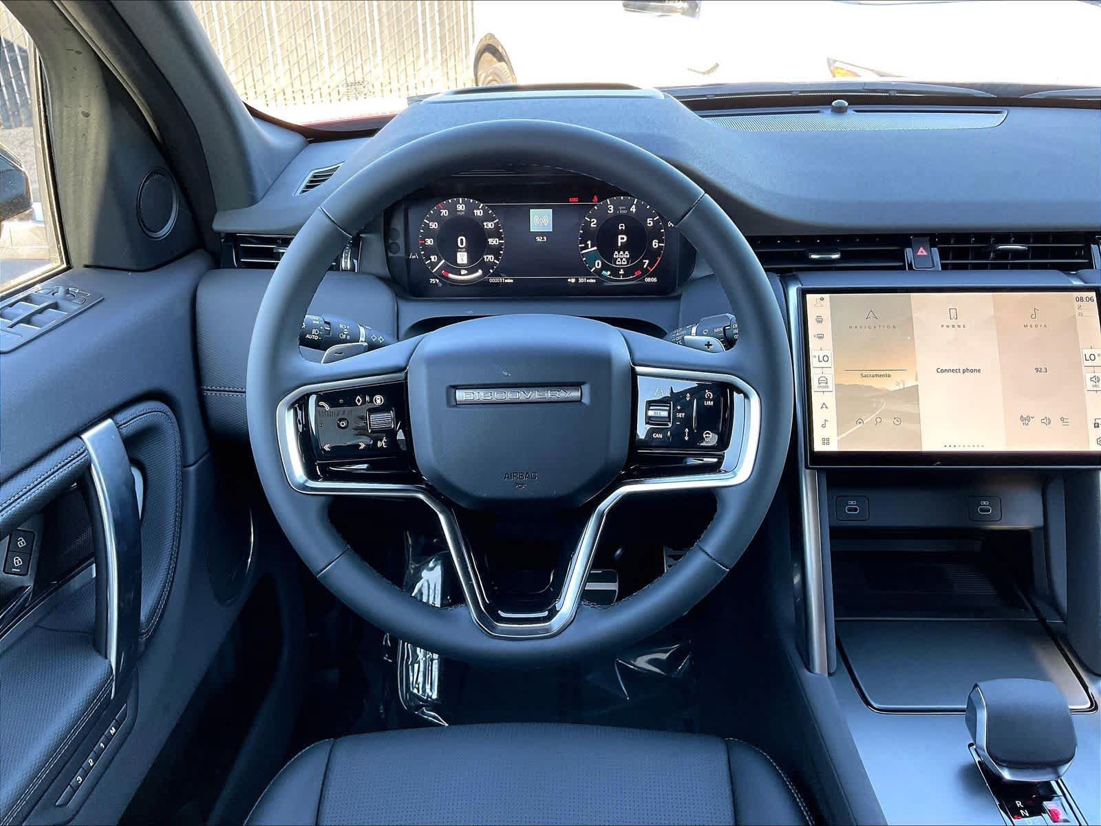 New 2026 Land Rover Discovery Sport Landmark AWD/4WD image 15
