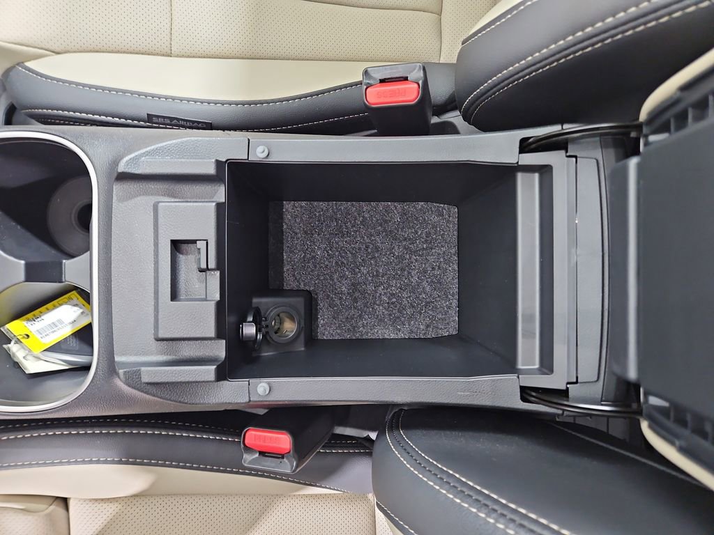 Certified 2025 Subaru Outback Limited image 28