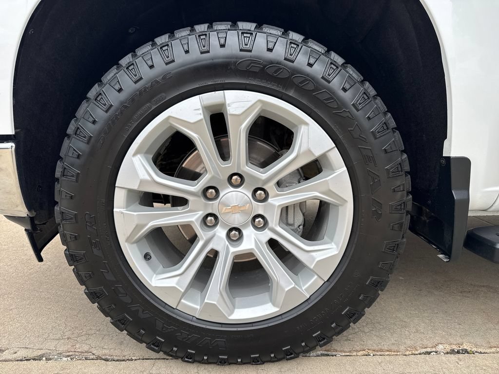 Certified 2023 Chevrolet Silverado 1500 LTZ w/ LTZ Premium Package AWD/4WD image 13