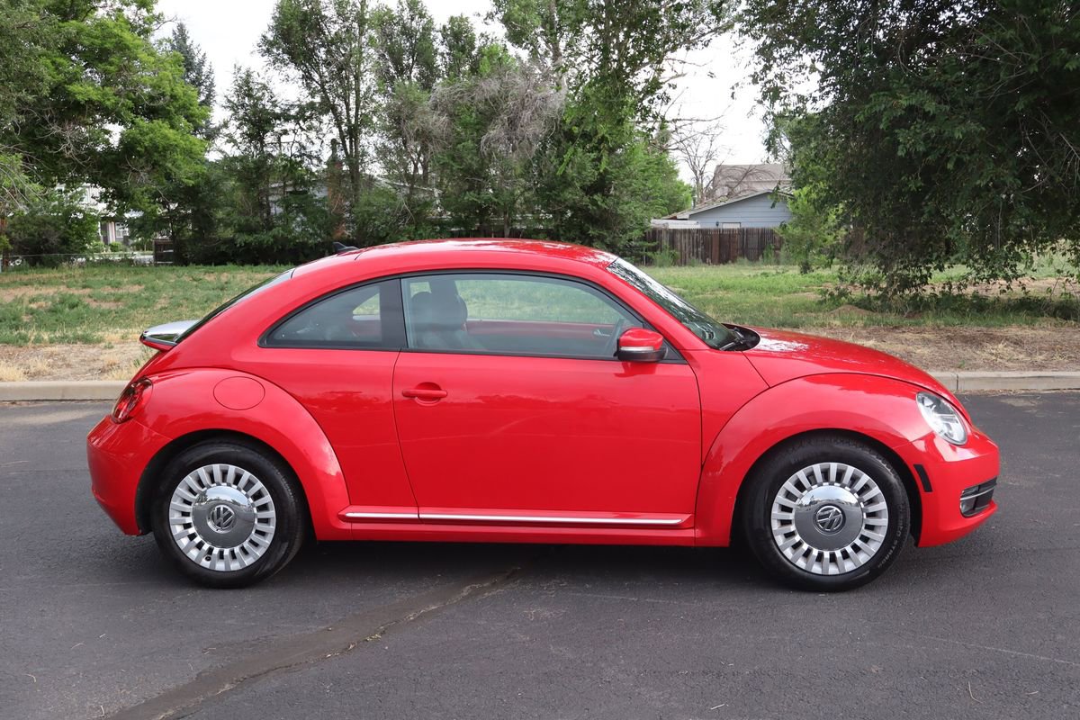 Used 2016 Volkswagen Beetle 1.8T SE image 3