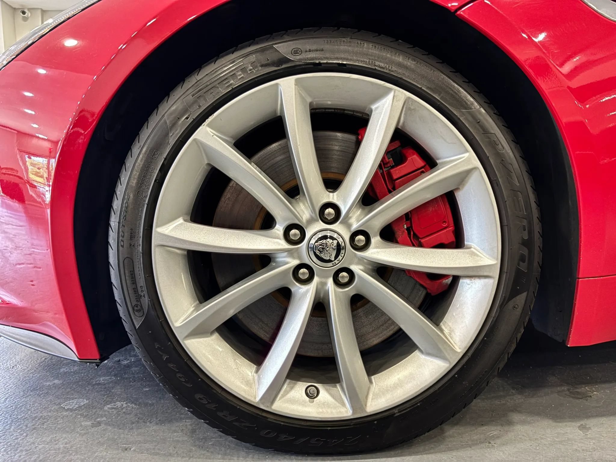 Used 2014 Jaguar F-TYPE S RWD image 36