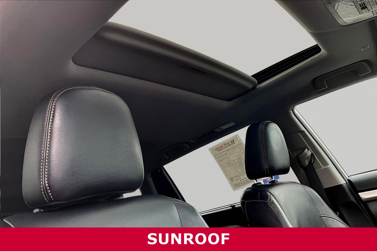 Used 2019 Toyota Highlander XLE image 28