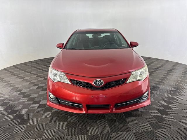 Used 2012 Toyota Camry SE FWD image 2