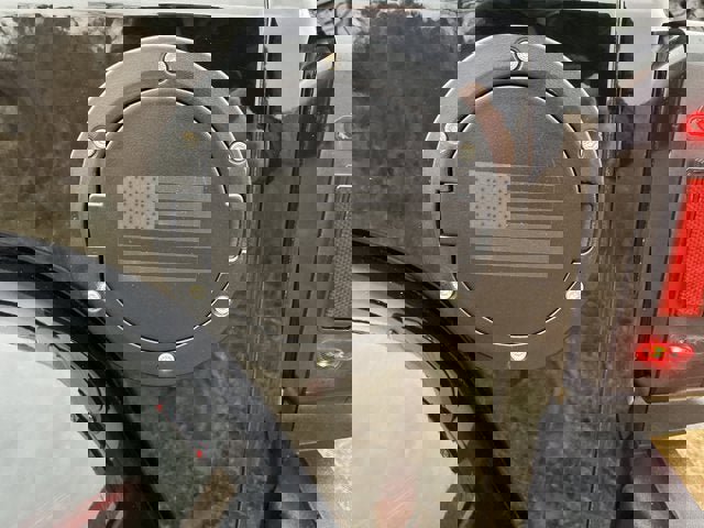 Used 2013 Jeep Wrangler Unlimited Sahara w/ Connectivity Group image 10