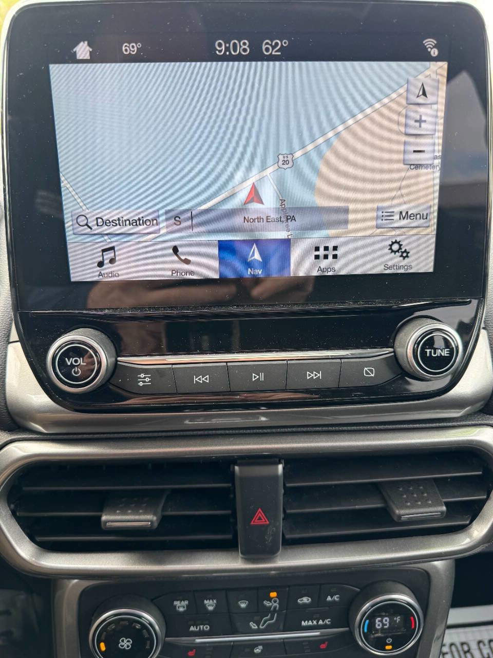 Used 2018 Ford EcoSport SE w/ SE Convenience Package image 16