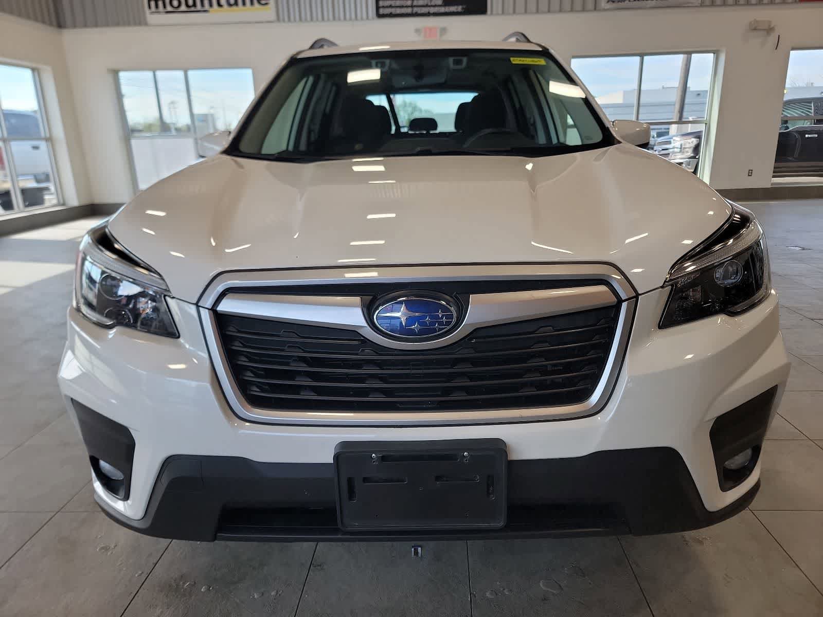 Used 2021 Subaru Forester Premium AWD/4WD image 2