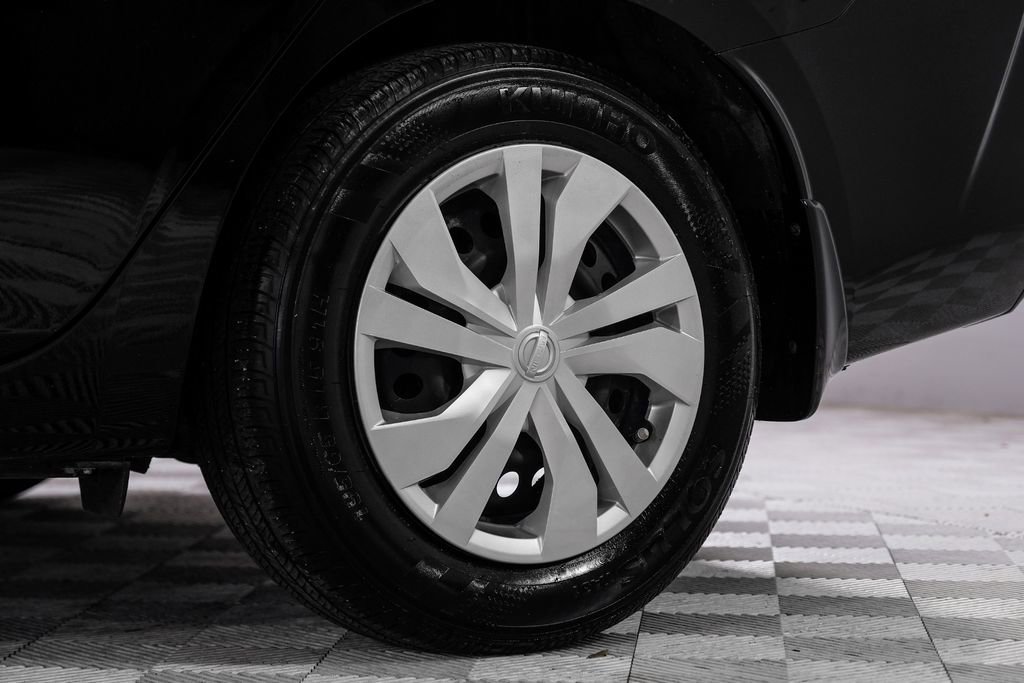 Used 2024 Nissan Versa S w/ Trunk Package image 53