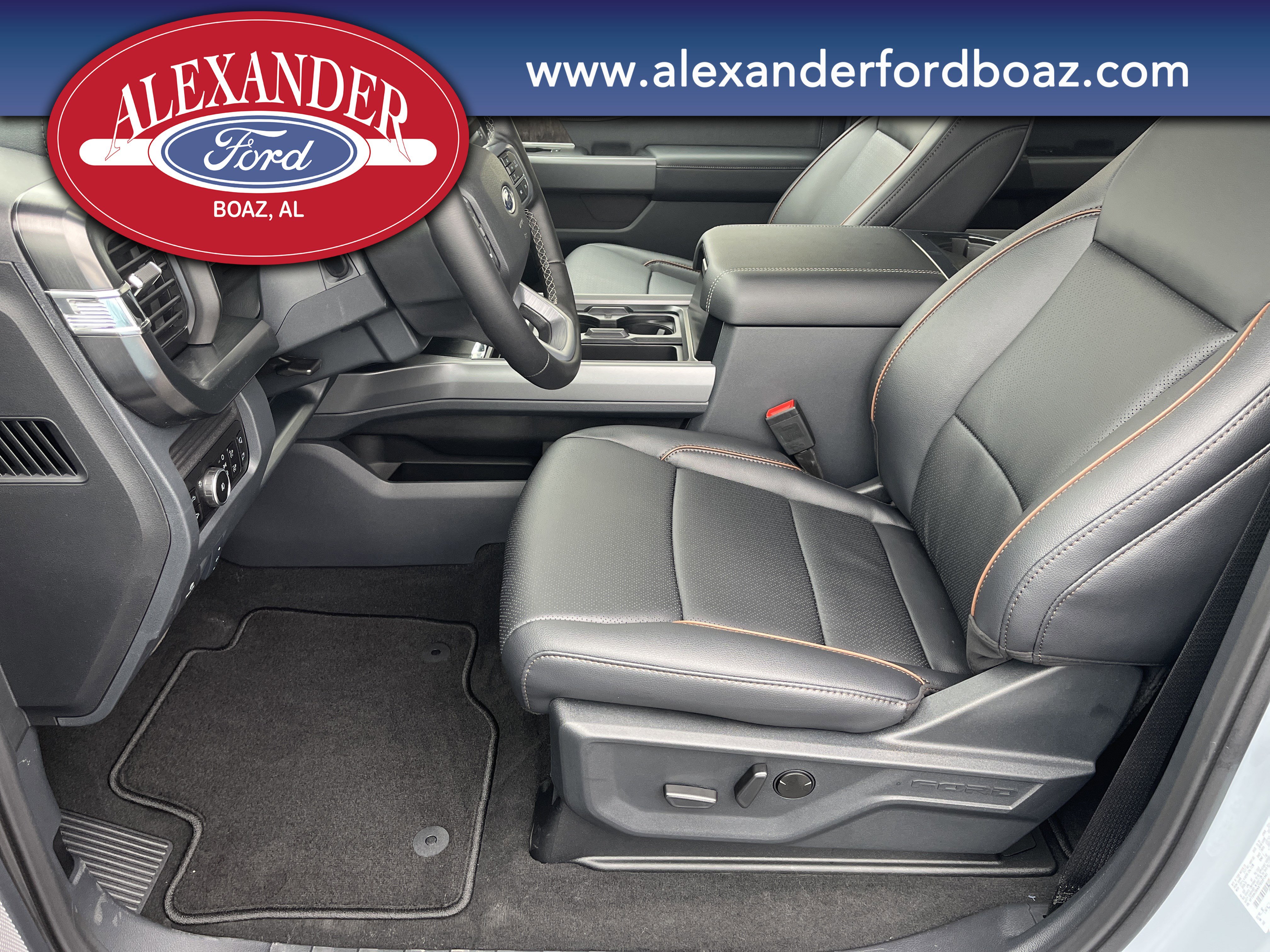 New 2026 Ford F350 Lariat w/ Black Appearance Package image 13