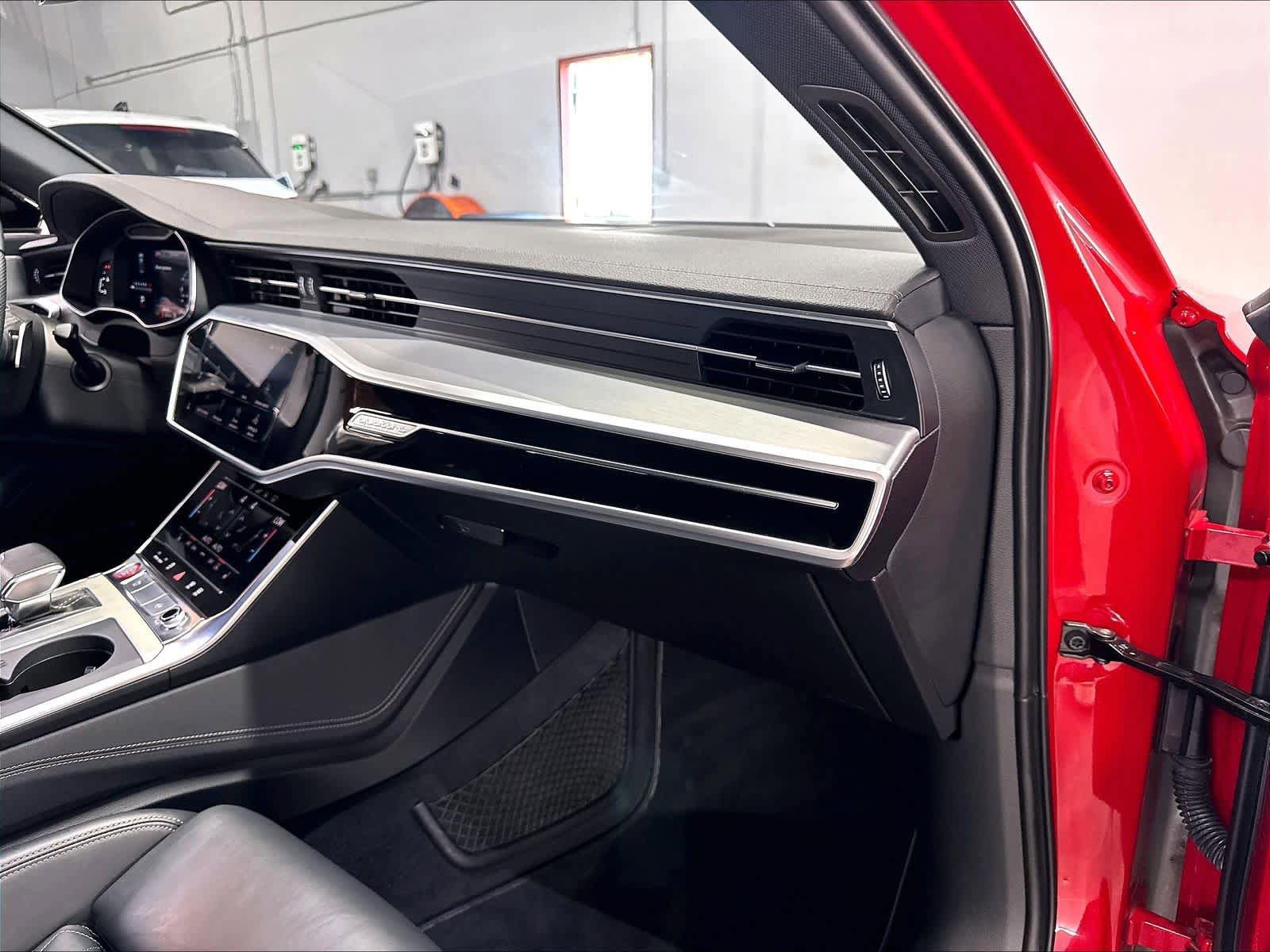 Used 2020 Audi S6 Premium Plus w/ S Sport Package AWD/4WD image 17