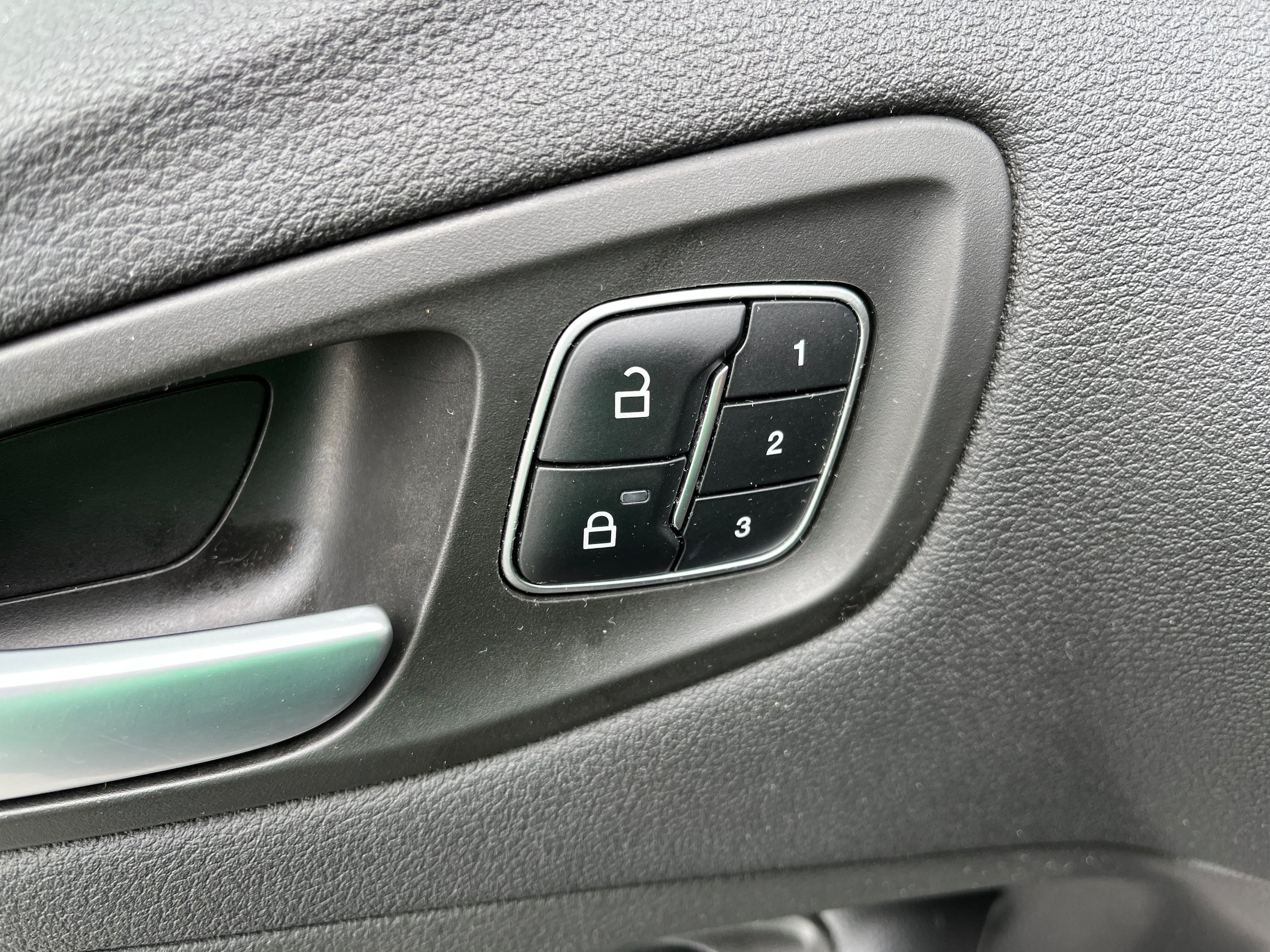 Certified 2019 Ford Escape Titanium AWD/4WD image 15