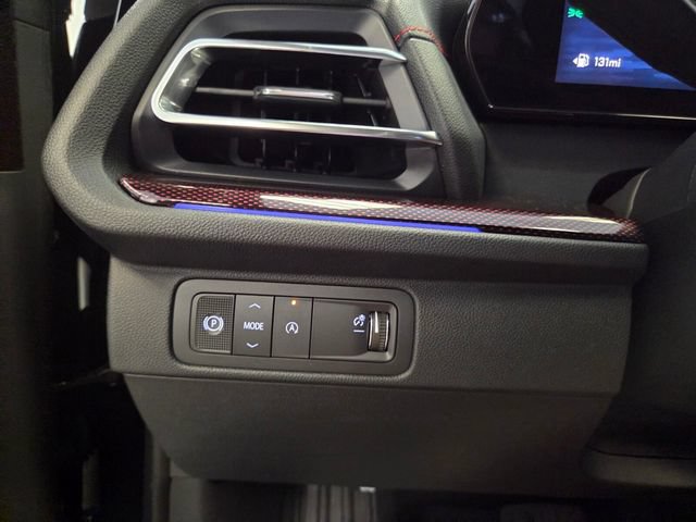 New 2027 Chevrolet Traverse RS w/ LPO, Floor Liner Package FWD image 27
