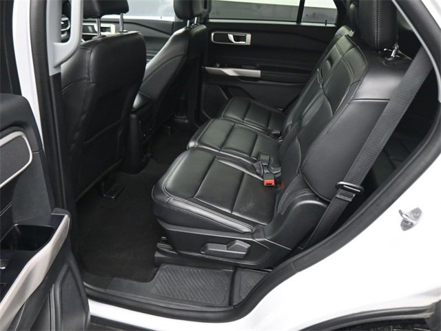 Used 2023 Ford Explorer XLT w/ Equipment Group 202A image 16