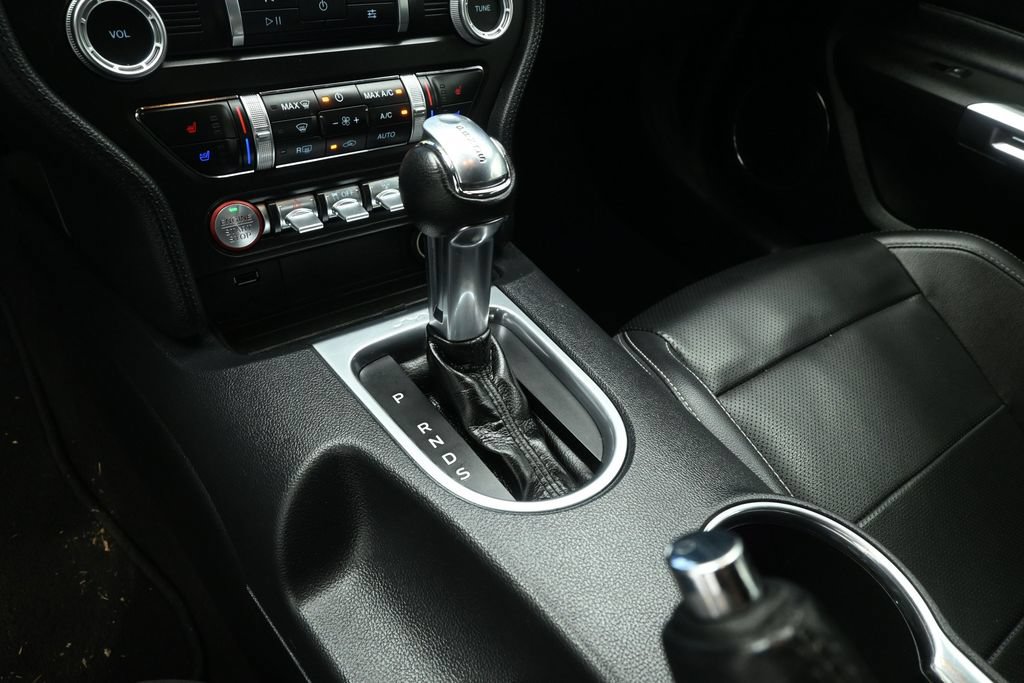 Certified 2022 Ford Mustang Premium RWD image 13