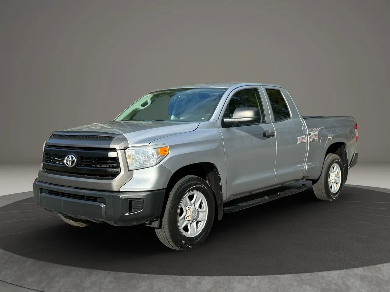 Used 2014 Toyota Tundra SR RWD image 1