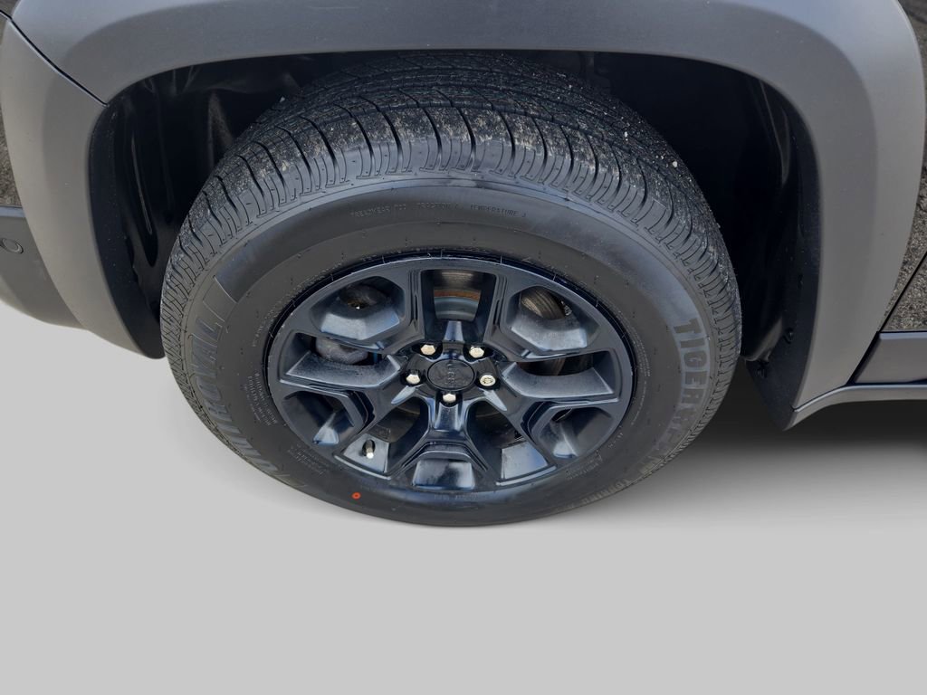 Used 2020 Jeep Cherokee Trailhawk image 36