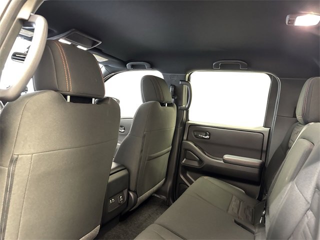 Used 2025 Nissan Frontier PRO-4X w/ Pro Convenience Package image 13