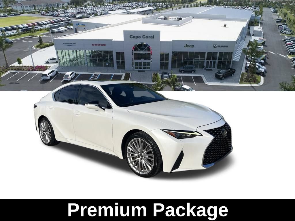 Used 2022 Lexus IS 300 AWD w/ Premium Package image 3