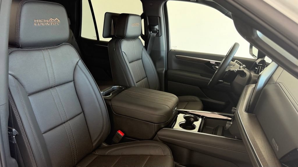 New 2026 Chevrolet Tahoe High Country AWD/4WD image 46
