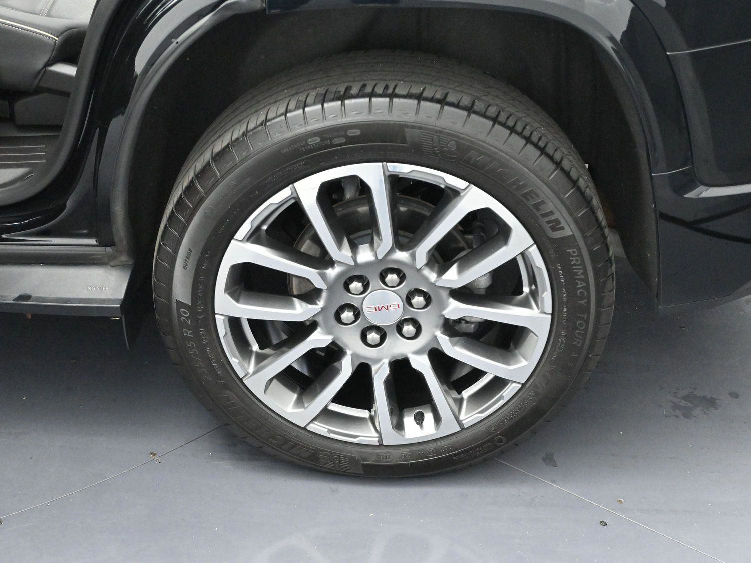 Used 2023 GMC Acadia Denali w/ LPO, Floor Liner Package image 33