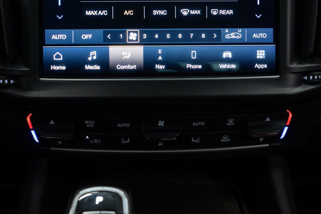 Used 2022 Maserati Levante GT AWD/4WD image 25