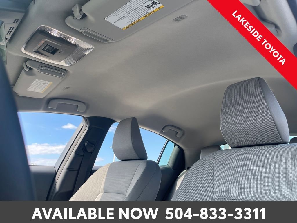 Certified 2025 Toyota Prius LE image 27