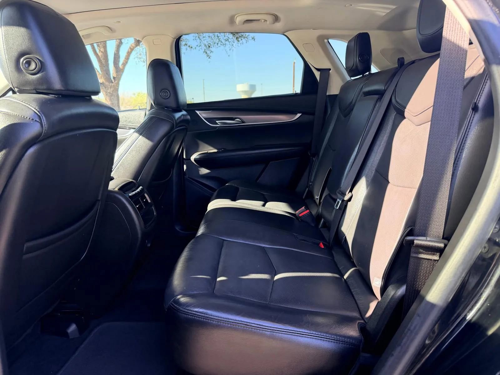Used 2019 Cadillac XT5 Premium Luxury AWD/4WD image 24