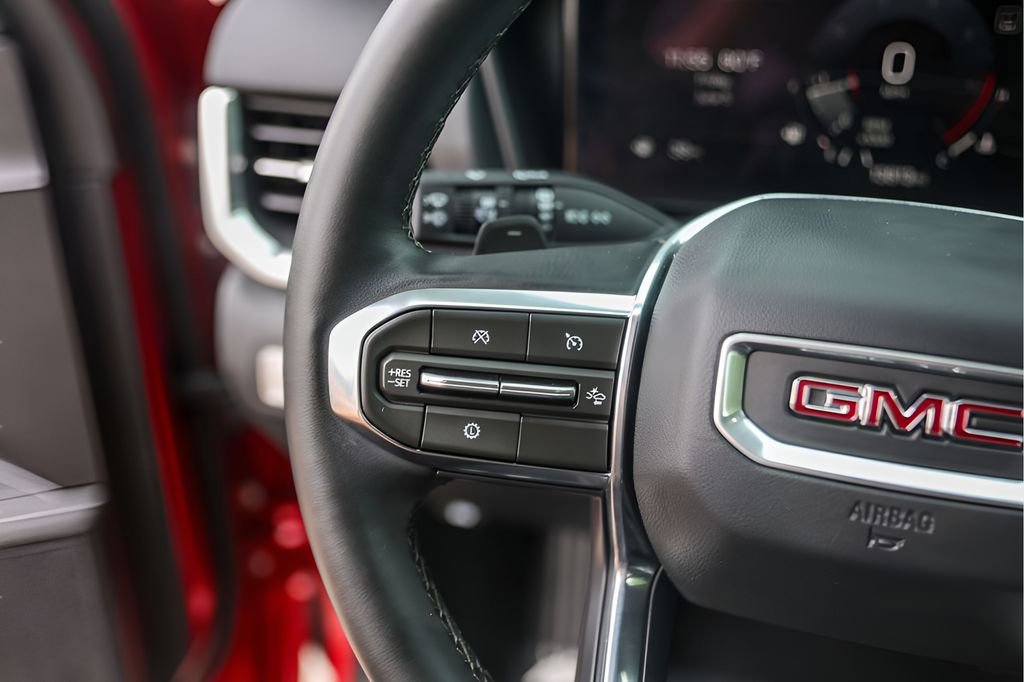 Used 2026 GMC Terrain Elevation w/ Elevation Premium Package FWD image 16