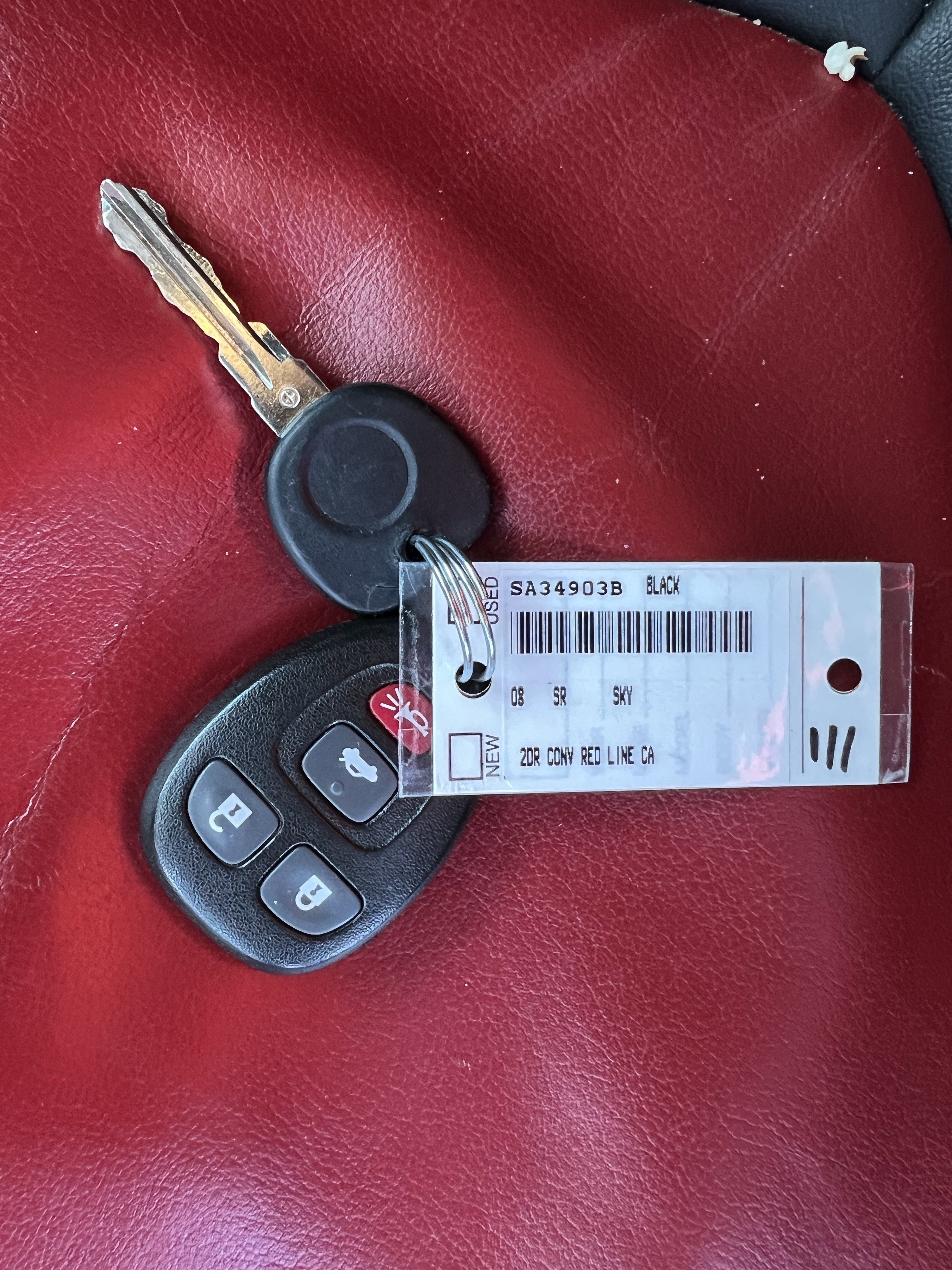 Used 2008 Saturn Sky Red Line image 38