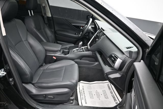 Used 2025 Subaru Outback Limited AWD/4WD image 10