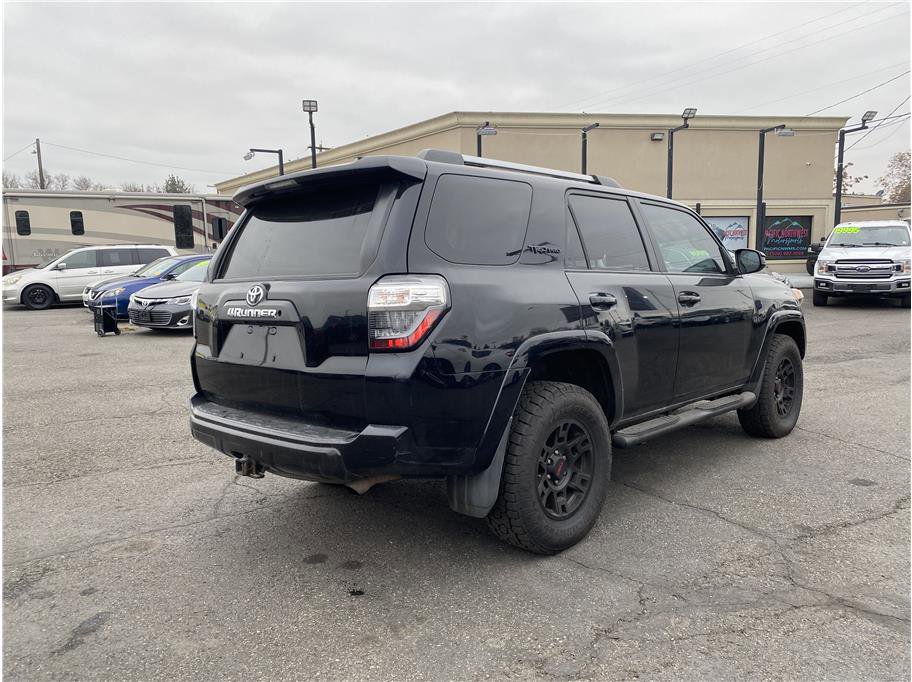 Used 2015 Toyota 4Runner TRD Pro image 5