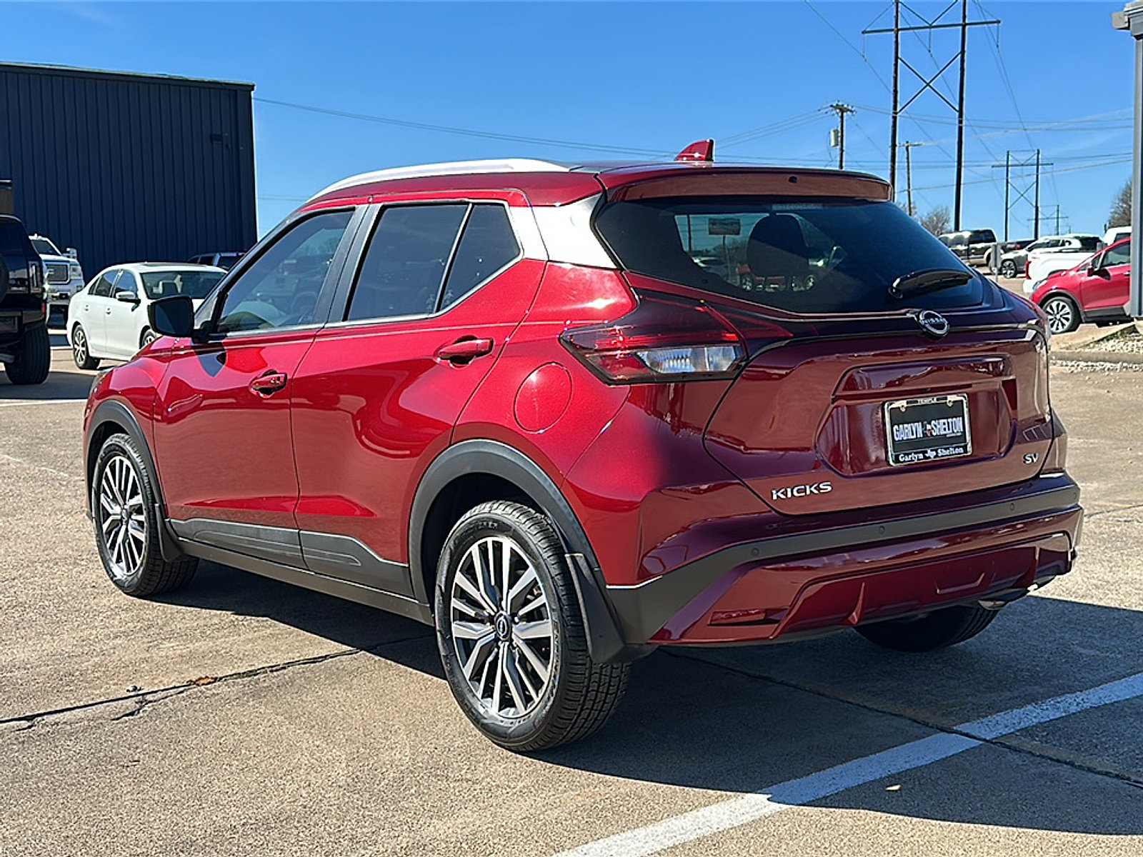 Used 2023 Nissan Kicks SV image 6