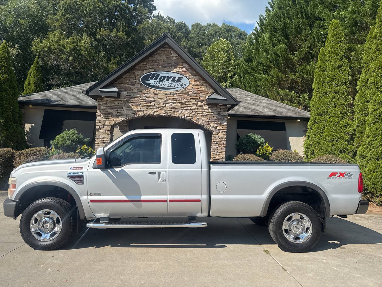Used 2008 Ford F350 FX4 AWD/4WD image 1