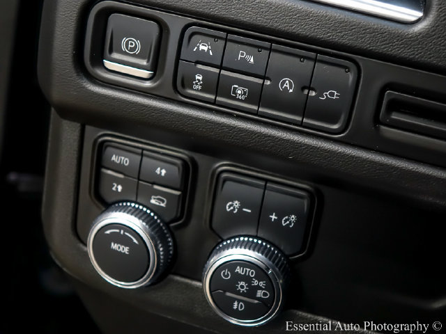 Used 2022 GMC Yukon SLT w/ SLT Luxury Package AWD/4WD image 22