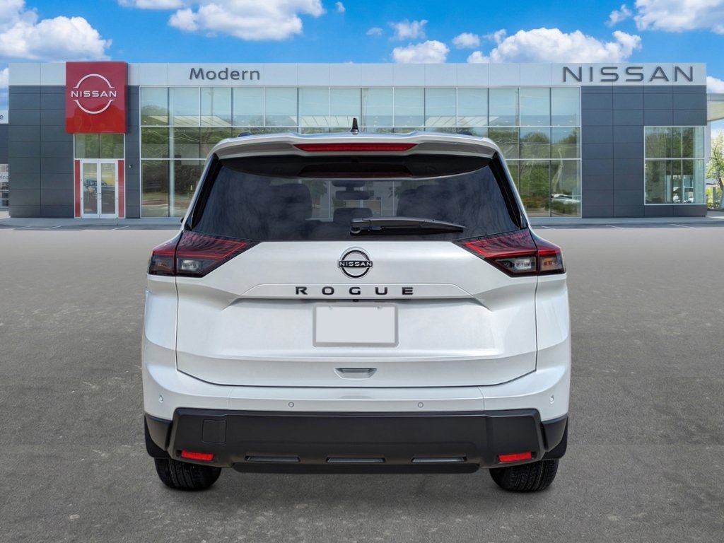 New 2027 Nissan Rogue Dark Armor FWD image 4