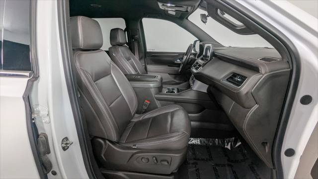 Used 2022 GMC Yukon XL SLE w/ Gmc Pro Safety Plus Package AWD/4WD image 28