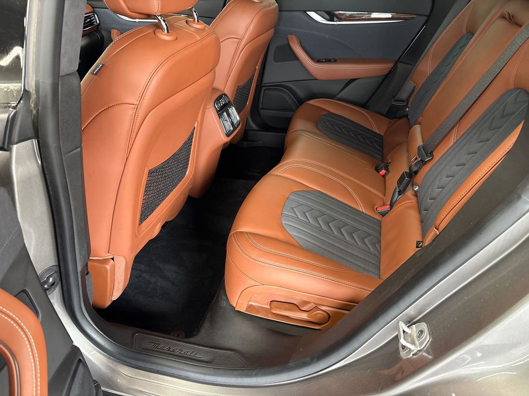 Used 2022 Maserati Levante GT image 41